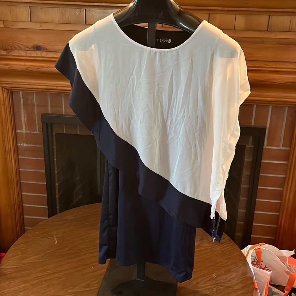 ZHOU ZHOU XL stretch navy tank style top with semi sheer cream asymmetric over
